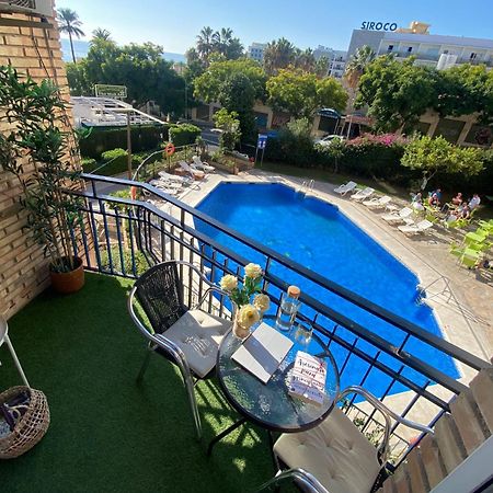 Studio With Views Next To Puerto Marina The Green Door Benalmádena Exterior foto