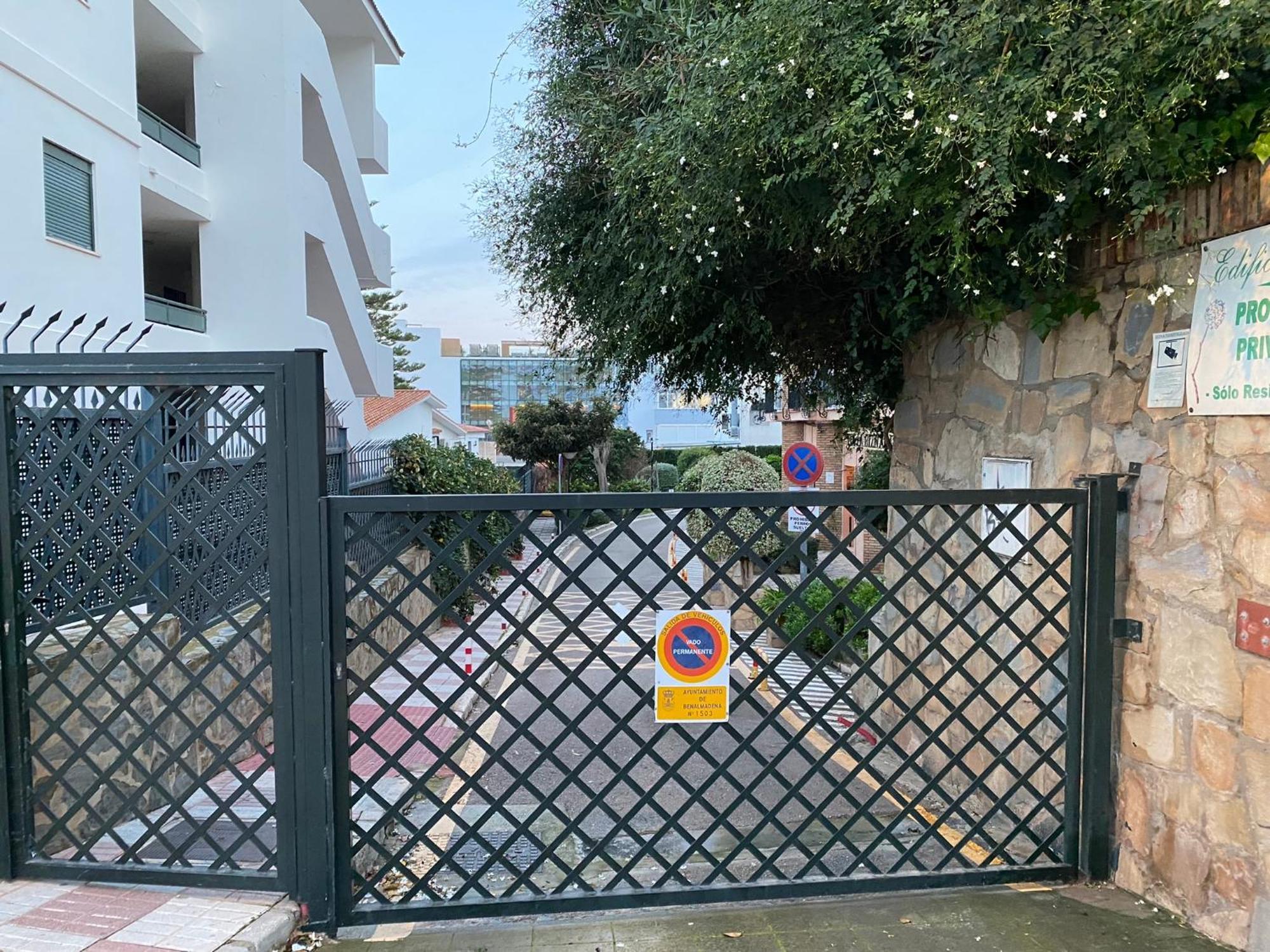 Studio With Views Next To Puerto Marina The Green Door Benalmádena Exterior foto
